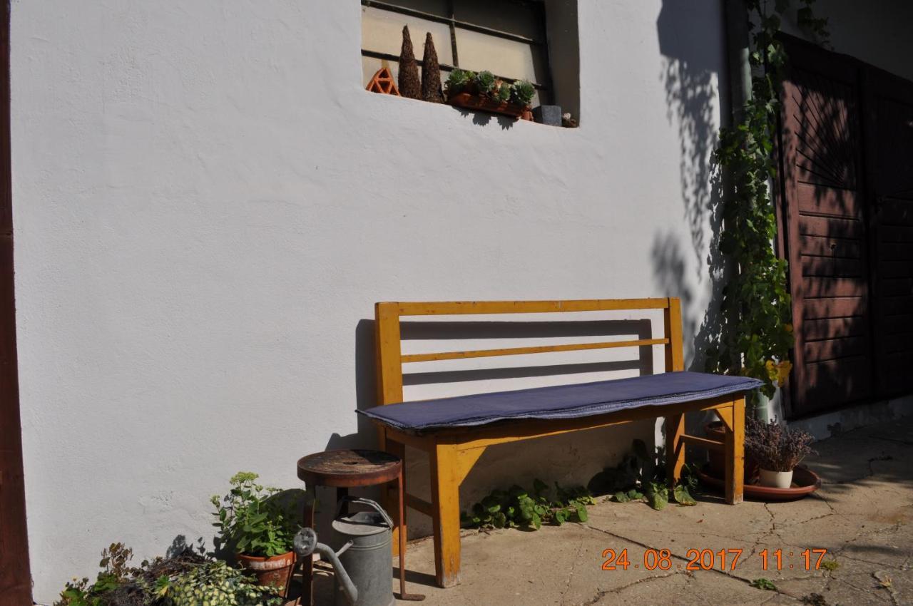 Ferienherbergen S&J Zeisz Podersdorf am See Exterior foto